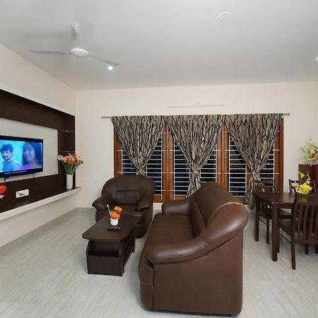 กฤษณา ไวบ์ เซอร์วิซ อพาร์ตเมนต์ Apartment Tiruchirappalli ภายนอก รูปภาพ